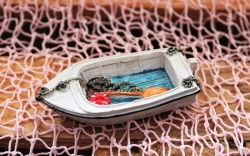 Ruderboot ca. 7 x 3,5 x 2 cm