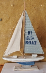 Deko-Segelboot mit LED-Licht ca. 49 x 32 x 6 cm