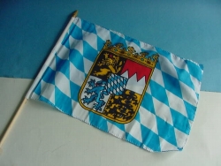 fahne Bayern mit holzstab