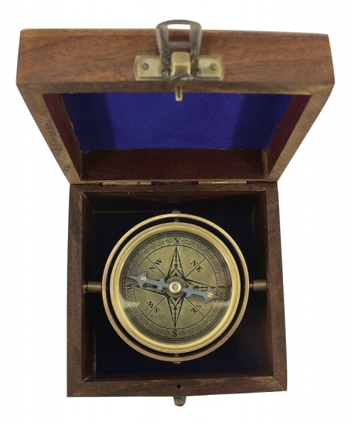 Kompass Ø: 6 cm in Holzbox ca. 11 x 11 x 7,5 cm