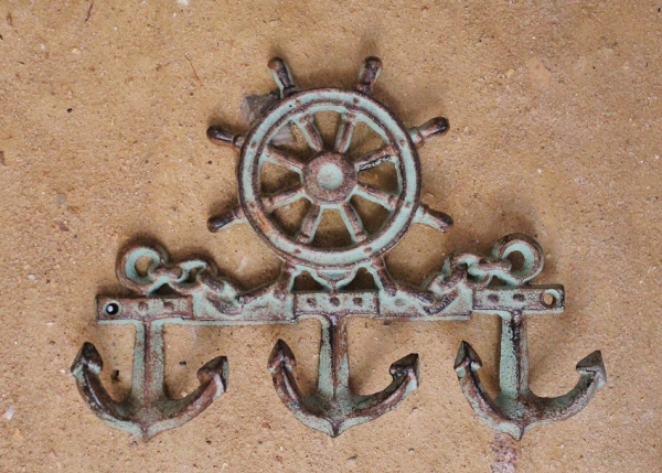 Wandhaken antik Steuerrad mit Anker ca. 23 x 17 x 3 cm