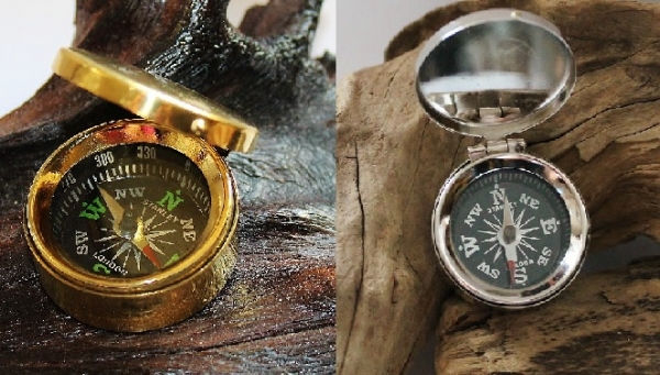 Maritimer Kompass Ø: 3,5 cm in 2 Ausführungen