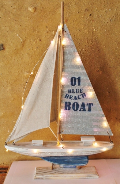 Deko-Segelboot mit LED-Licht ca. 49 x 32 x 6 cm