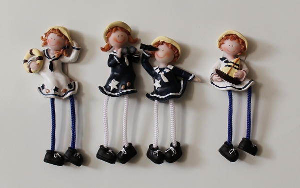 4 Matrosen Mädchen als Magnet ca. 5 x 5 cm (11 cm)