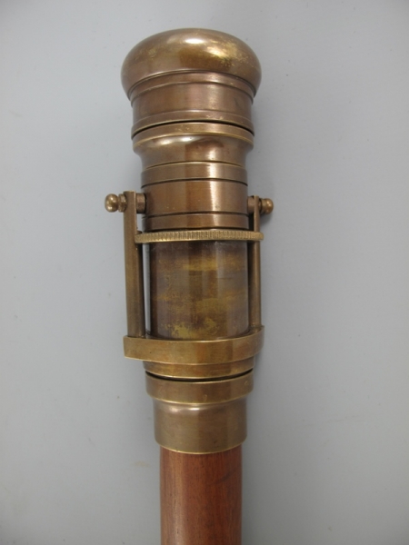 Spazierstock maritim mit Fernrohr als Griff